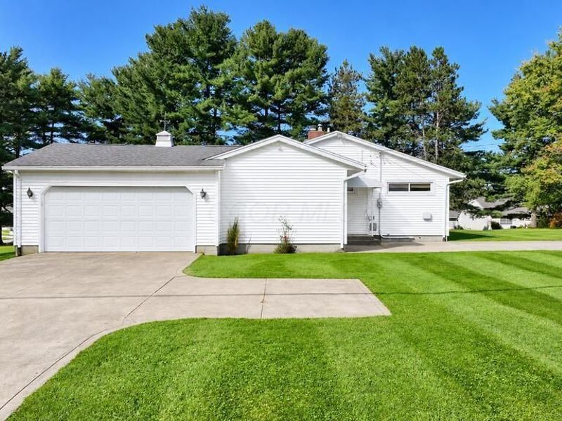 915 Fulwell Drive , Ontario, OH 44906 Photo 2