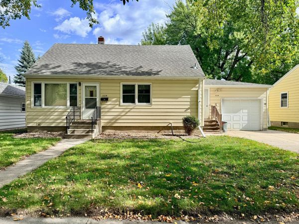 1114 10 1/2 Street N, Moorhead, MN 56560