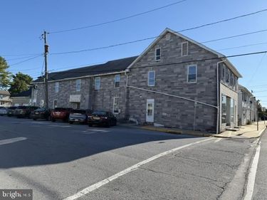743 W MAIN STREET , MOUNT JOY, PA 17552
