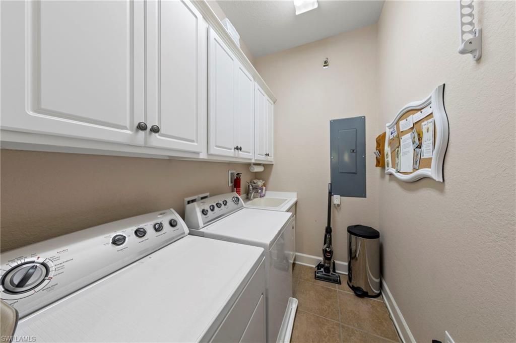26485 Lucky Stone Rd, Unit 202, Bonita Springs, FL 34135 Photo
