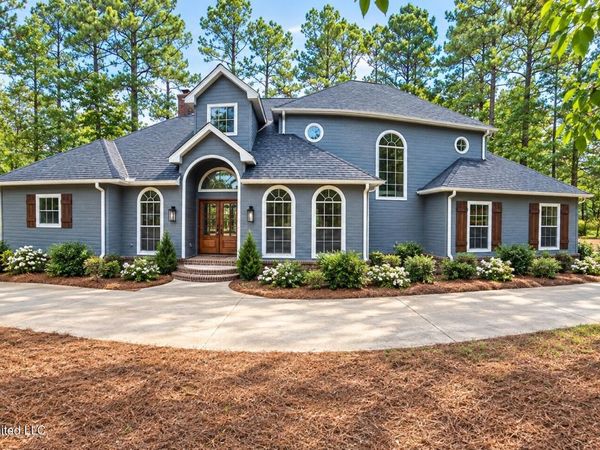 155 Bridlewood Drive, Brandon, MS 39047