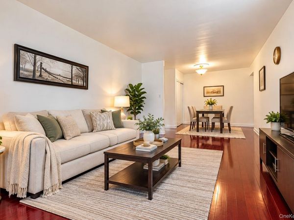 27-05 Parsons Boulevard , Unit 6F, Flushing, NY 11354