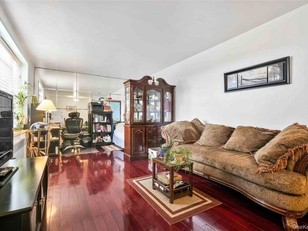27-05 Parsons Boulevard , Unit 6F, Flushing, NY 11354
