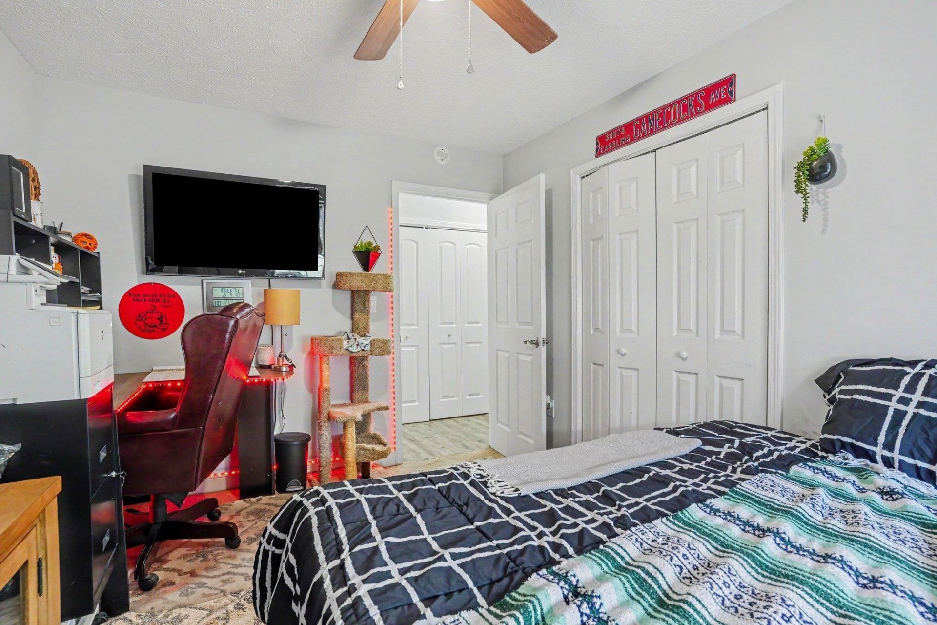 4401 Bradford Circle Photo 19
