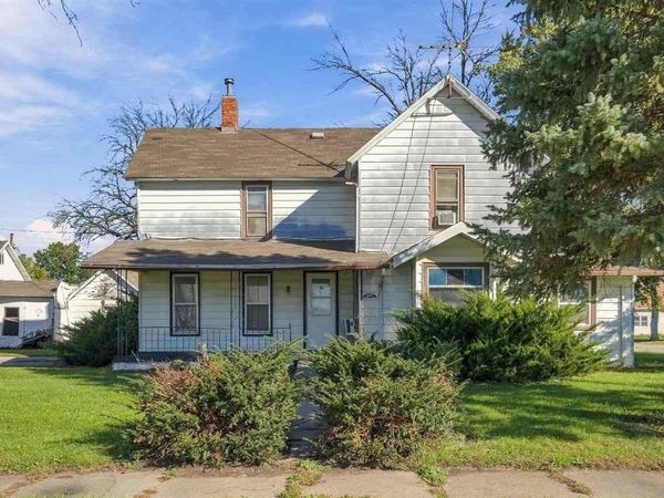 410 E Railroad Ave, Other, IA 50066