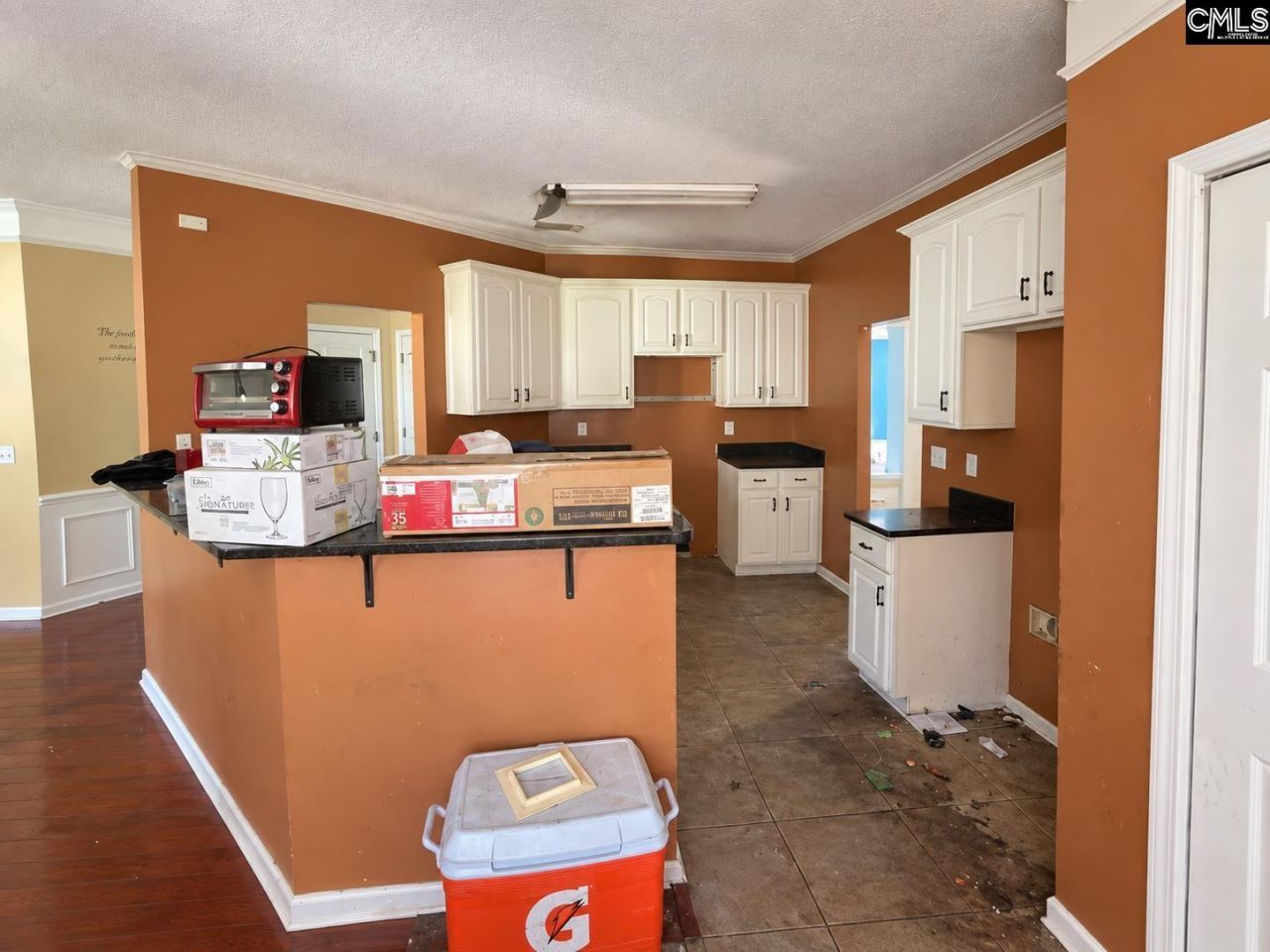 318 Water Hickory Way  Photo 5