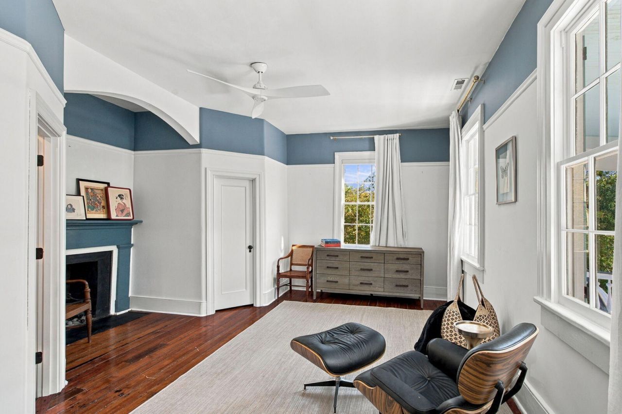 66 Warren Street Photo 31