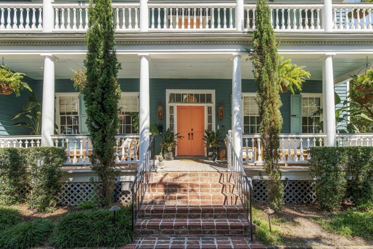 66 Warren Street Photo 6