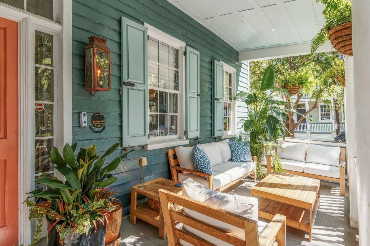 66 Warren Street Photo 7