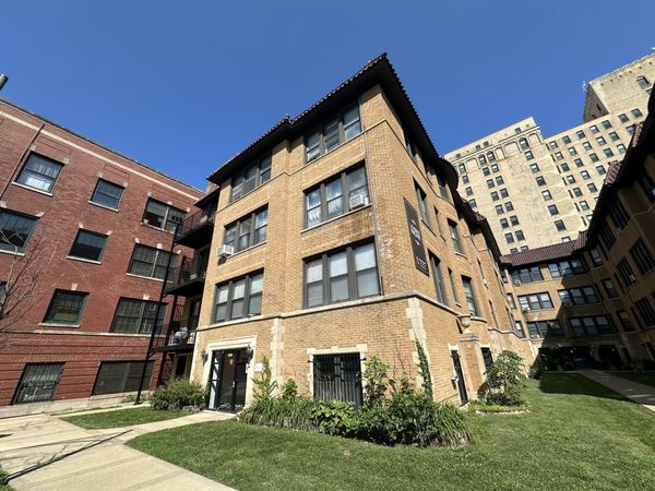 5453 S Everett Avenue , Unit 1B, Chicago, IL 60615