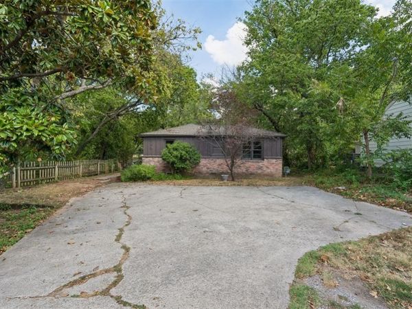 423 S Flood Avenue, Norman, OK 73069