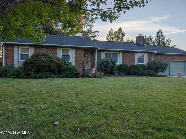 4719 Lakeview Road , Elm City, NC 27822