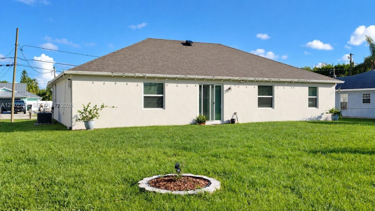 1589 SE Dome Cir , Port Saint Lucie, FL 34952 Photo