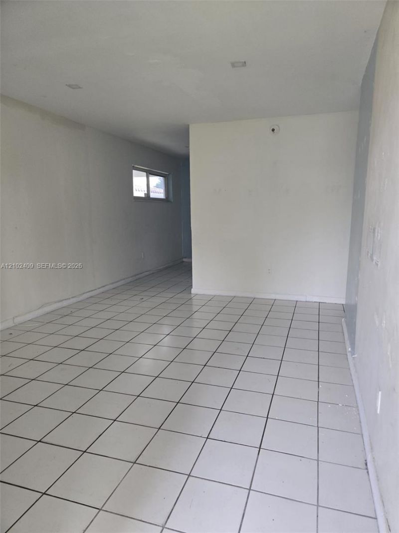 1550 NE 130th St , Unit 8, North Miami, FL 33161 Photo