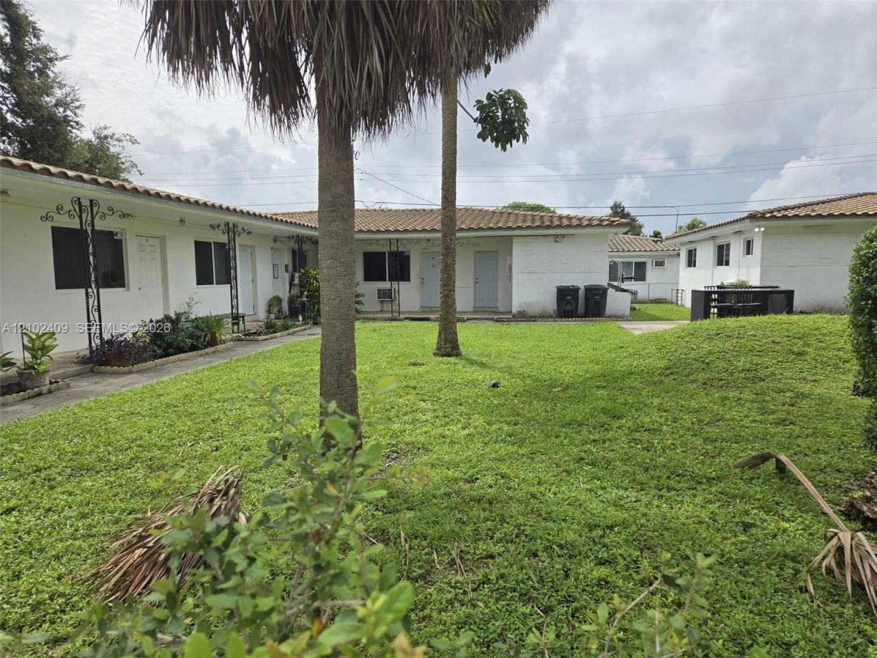 1550 NE 130th St , Unit 8, North Miami, FL 33161 Photo