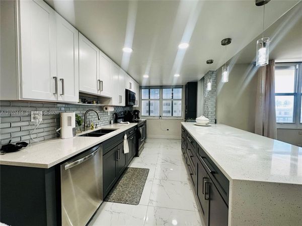 1501 S Ocean Dr , Unit 306, Hollywood, FL 33019