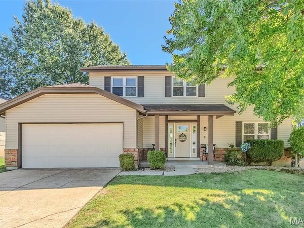 3758 Gumtree Lane , St Louis, MO 63129