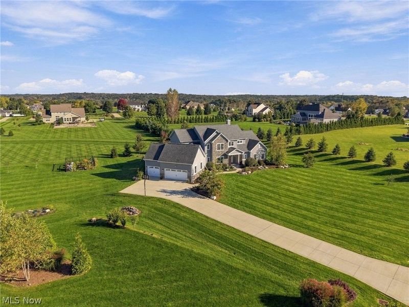 7434 Harps Mill Drive, Wadsworth, OH 44281 Photo 3