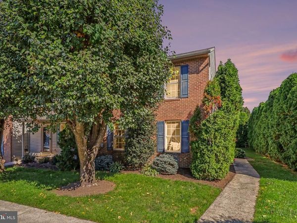31 BATTENS CIRCLE, LEOLA, PA 17540