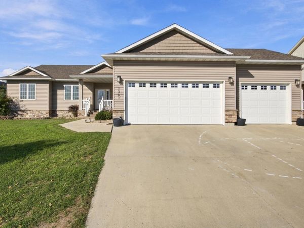 1381 Morningside Drive, Casselton, ND 58012