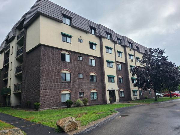 566 Washington Street, Unit 16, Weymouth, MA 02188