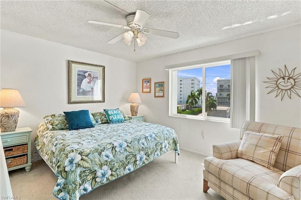 1930 Gulf Shore Blvd N, Unit B302, Naples, FL 34102 Photo