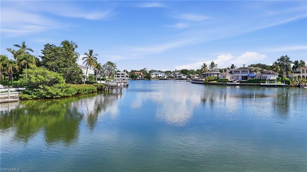 1930 Gulf Shore Blvd N, Unit B302, Naples, FL 34102 Photo