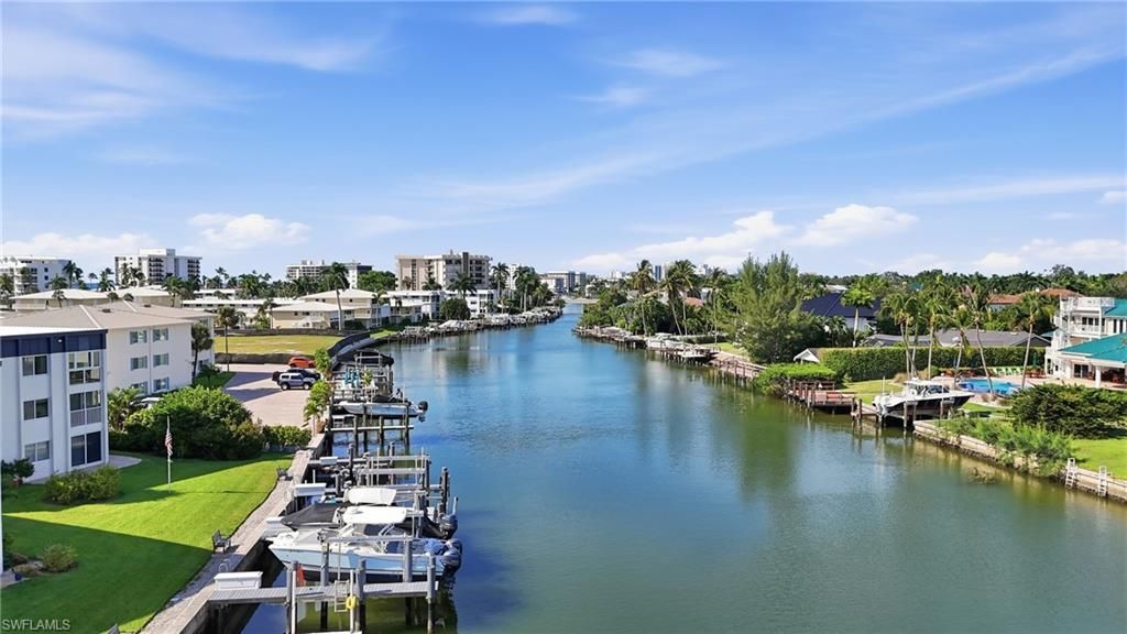 1930 Gulf Shore Blvd N, Unit B302, Naples, FL 34102 Photo