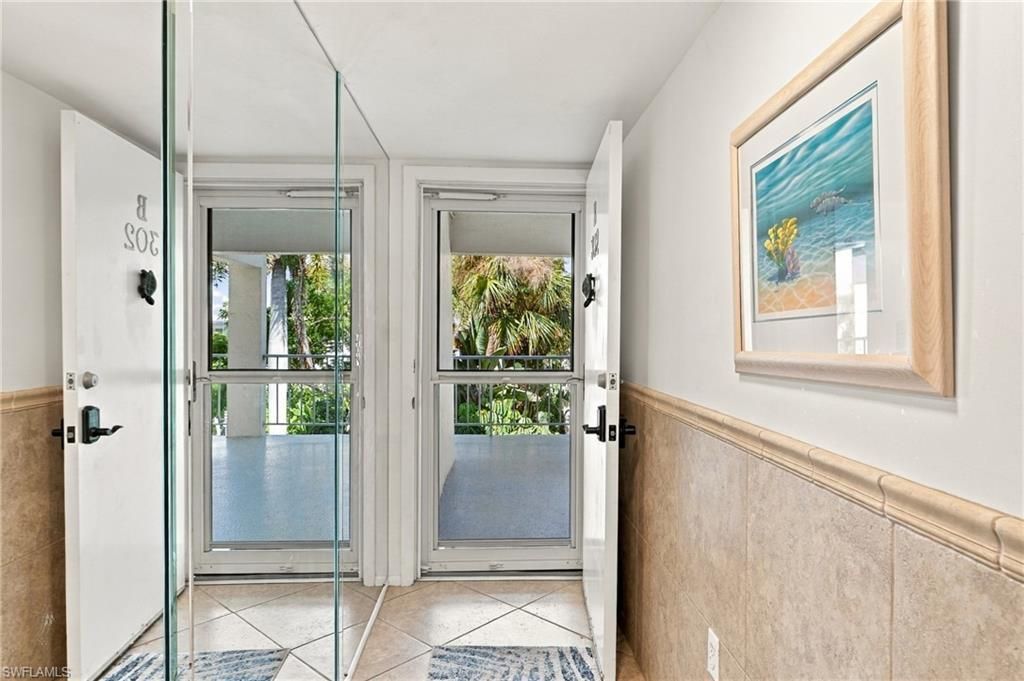 1930 Gulf Shore Blvd N, Unit B302, Naples, FL 34102 Photo