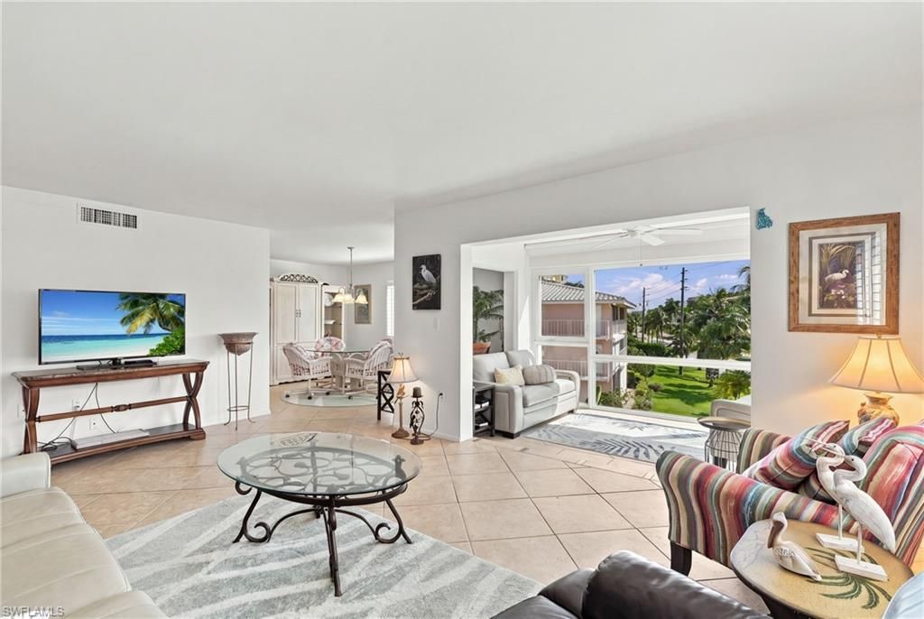 1930 Gulf Shore Blvd N, Unit B302, Naples, FL 34102 Photo