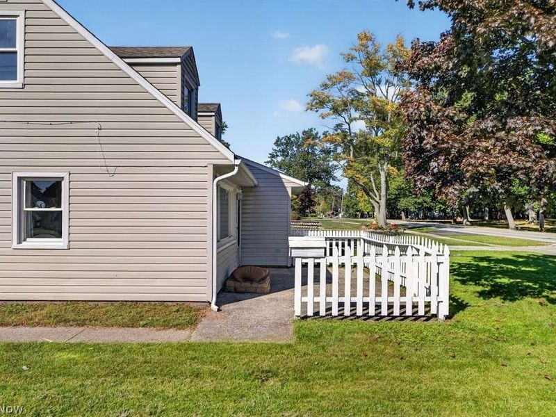 4942 Corduroy Road, Mentor, OH 44060 Photo 6