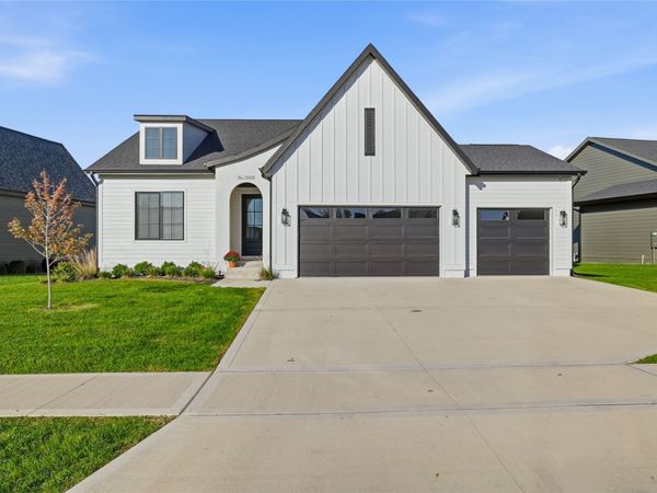 5911 NE Oak Drive, Ankeny, IA 50021