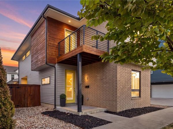 308 SW 7th Street, Bentonville, AR 72712