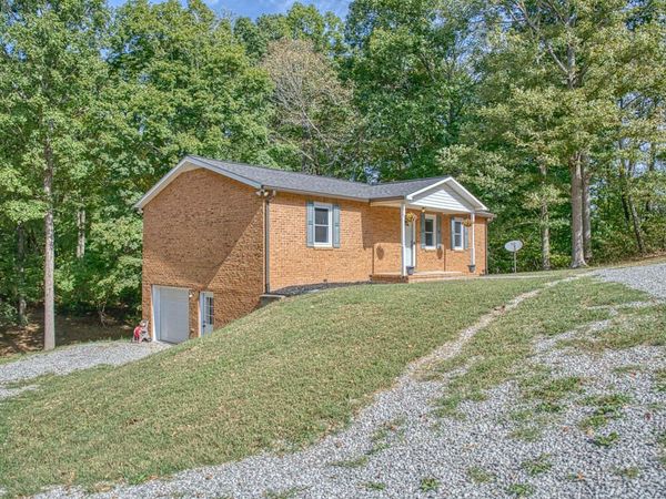6807 Bluff Springs Road, Smithville, TN 37166