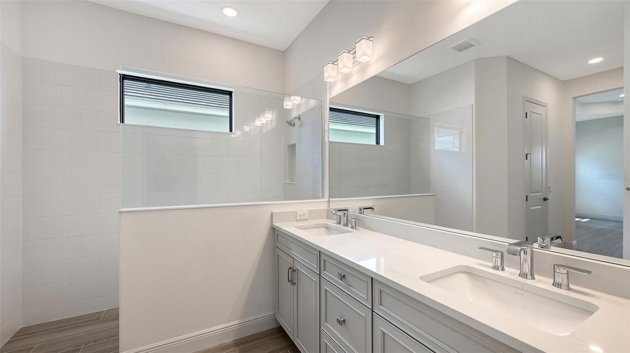 17645 Meandering Palms Crossing , Bradenton, FL 34212 Photo
