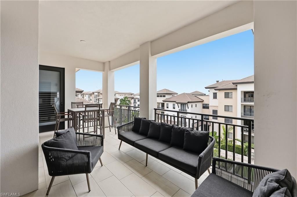 1035 3rd Ave S, Unit 514, Naples, FL 34102 Photo