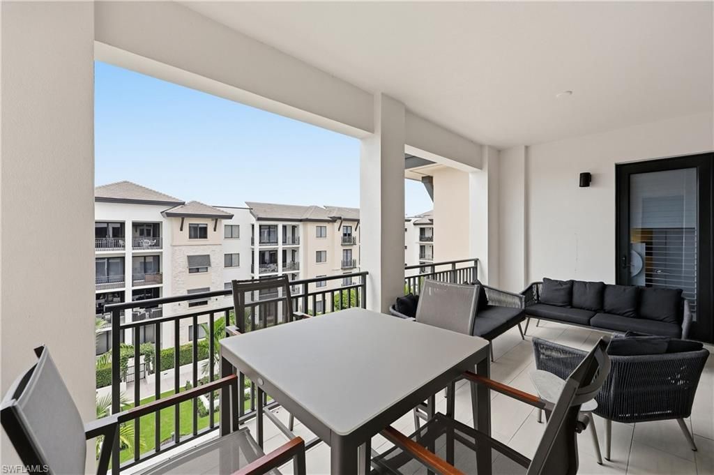 1035 3rd Ave S, Unit 514, Naples, FL 34102 Photo