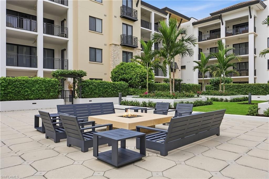 1035 3rd Ave S, Unit 514, Naples, FL 34102 Photo