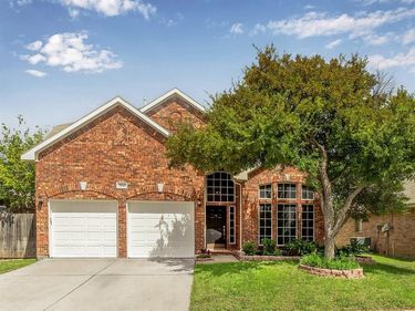 7942 Salmon Run Way, Fort Worth, TX 76137