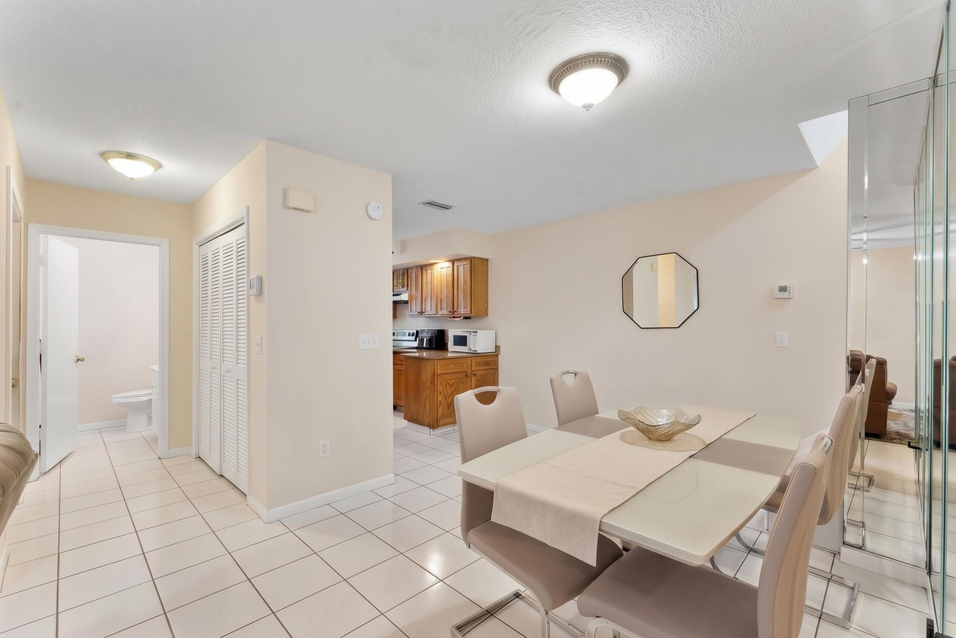 2324 Lena Lane, West Palm Beach, FL 33415 Photo
