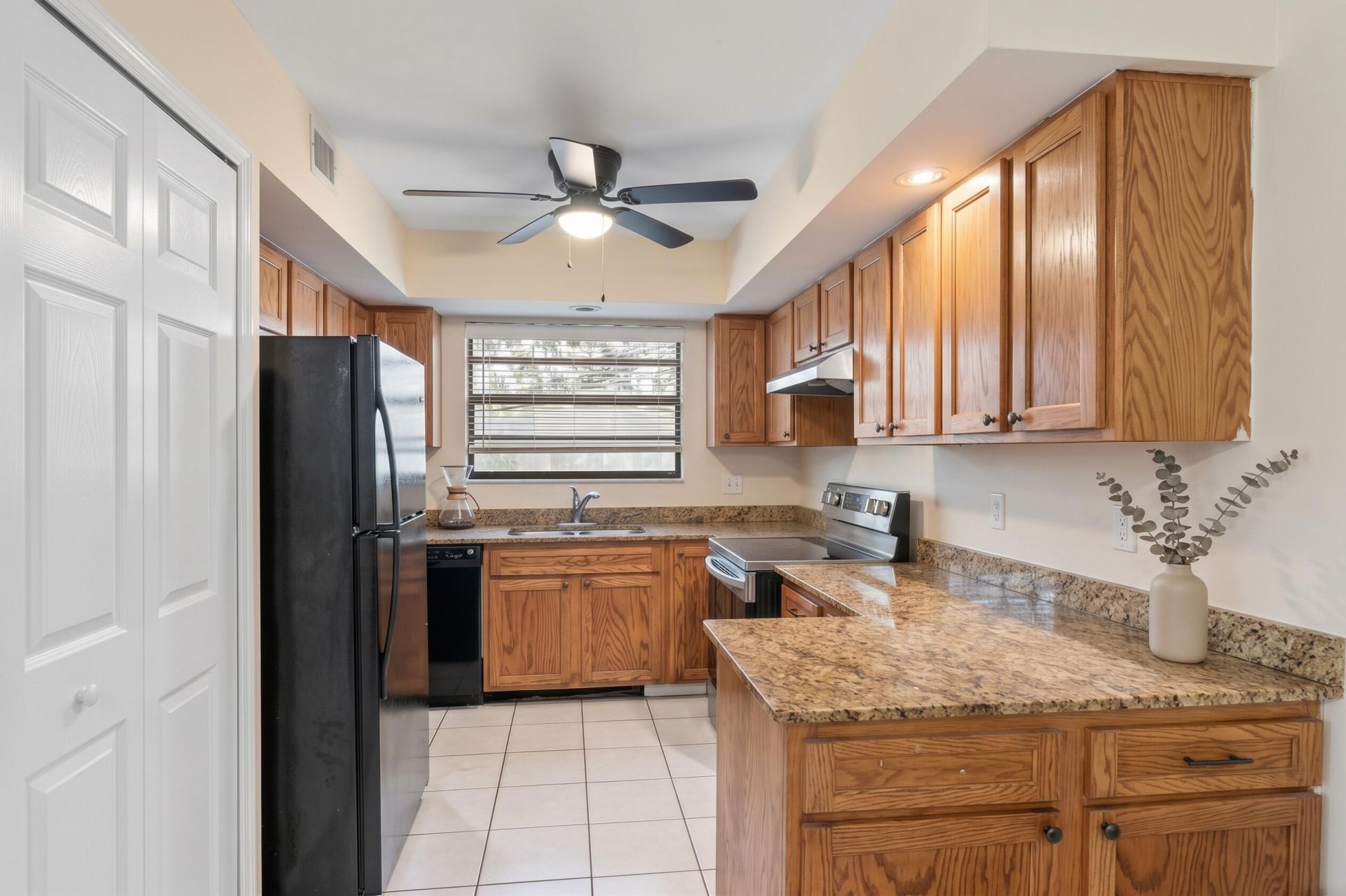 2324 Lena Lane, West Palm Beach, FL 33415 Photo