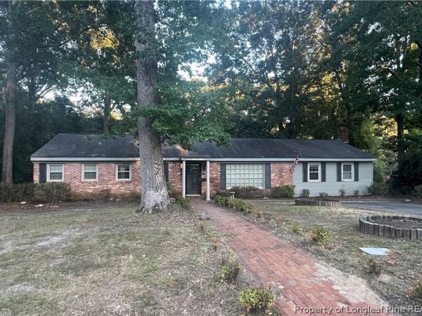 914 Brookhaven Drive, Fayetteville, NC 28303