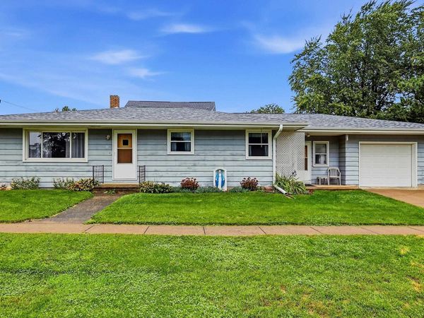 101 Clark Street, WARREN, IL 61087