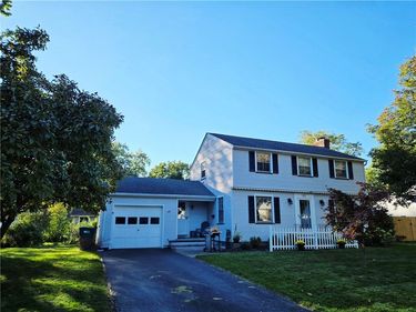 177 Green Meadow Drive, Rochester, NY 14617