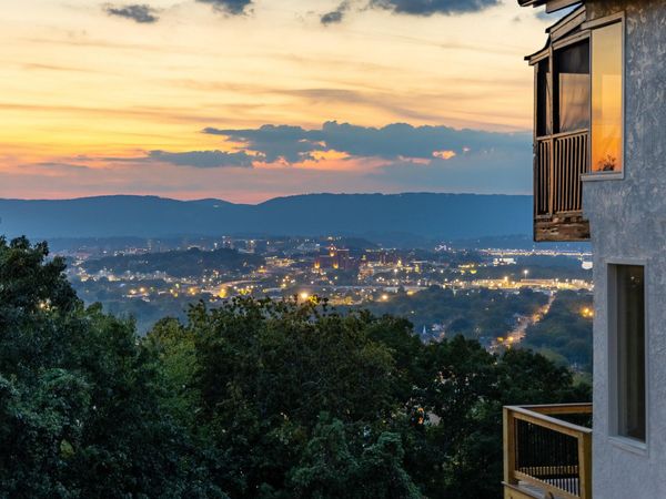177 N Crest Road, Chattanooga, TN 37404