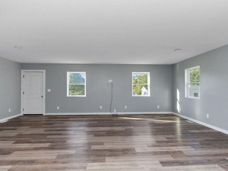 595 High Street, Tiffin Township, OH 45693 Photo 11