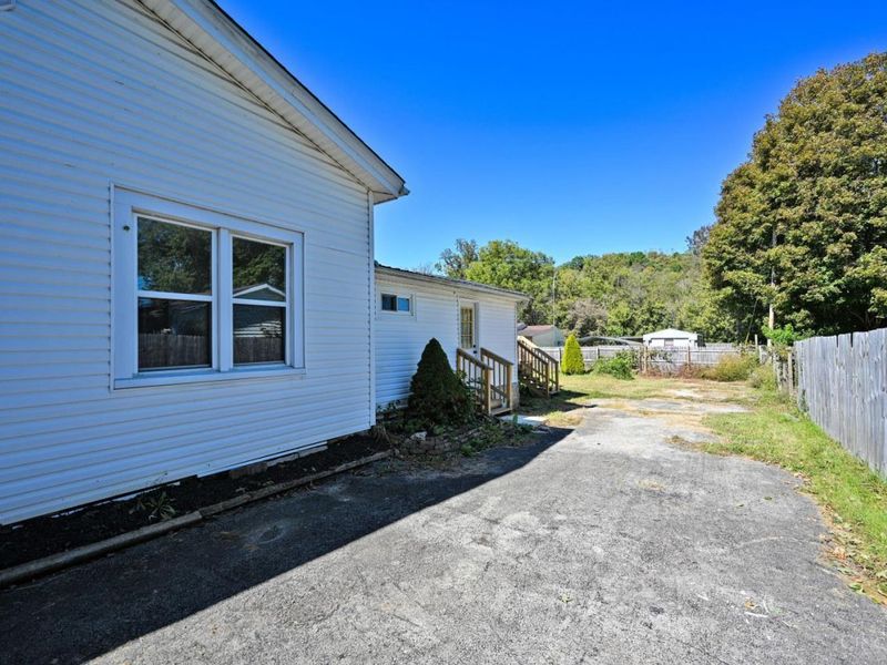 25 W 8th Street, Manchester, OH 45144 Photo 36