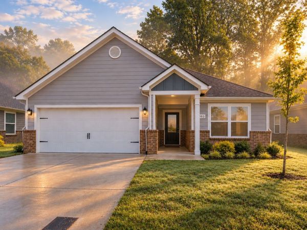 1003 Autumnwood Drive , Dickson, TN 37055