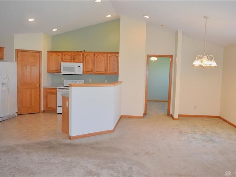 2104 Indian Ridge Drive, Piqua, OH 45356 Photo 14