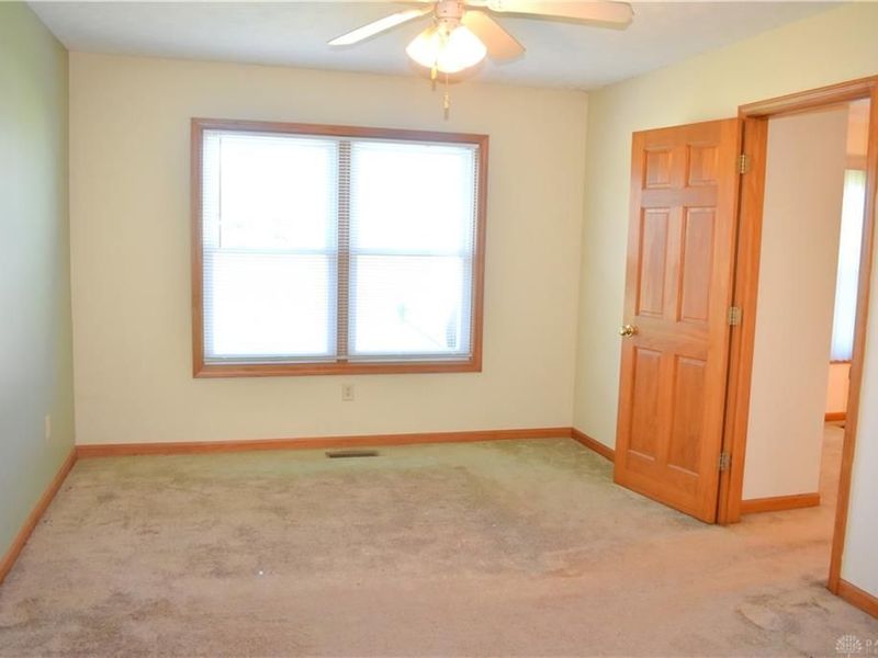 2104 Indian Ridge Drive, Piqua, OH 45356 Photo 18
